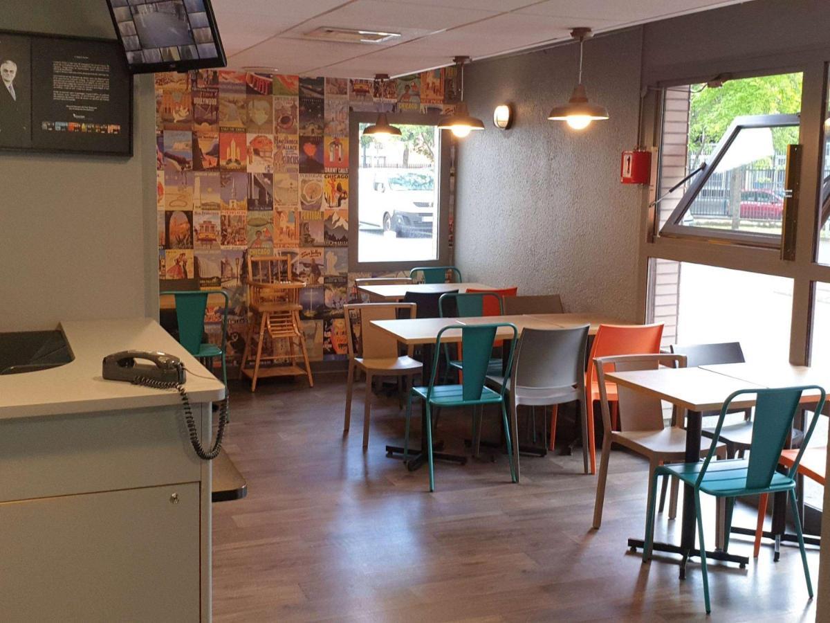 Hotelf1 Paris Женвилье Экстерьер фото