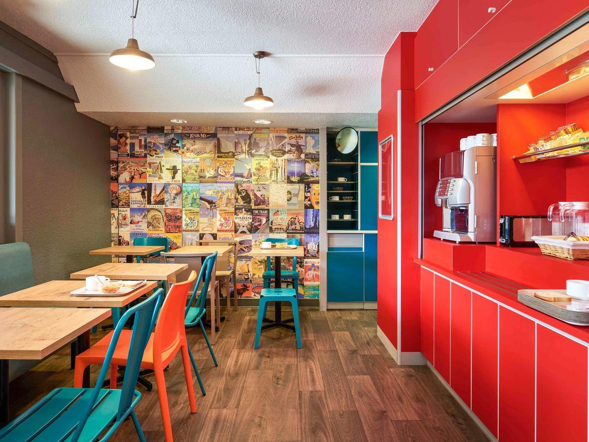 Hotelf1 Paris Женвилье Экстерьер фото